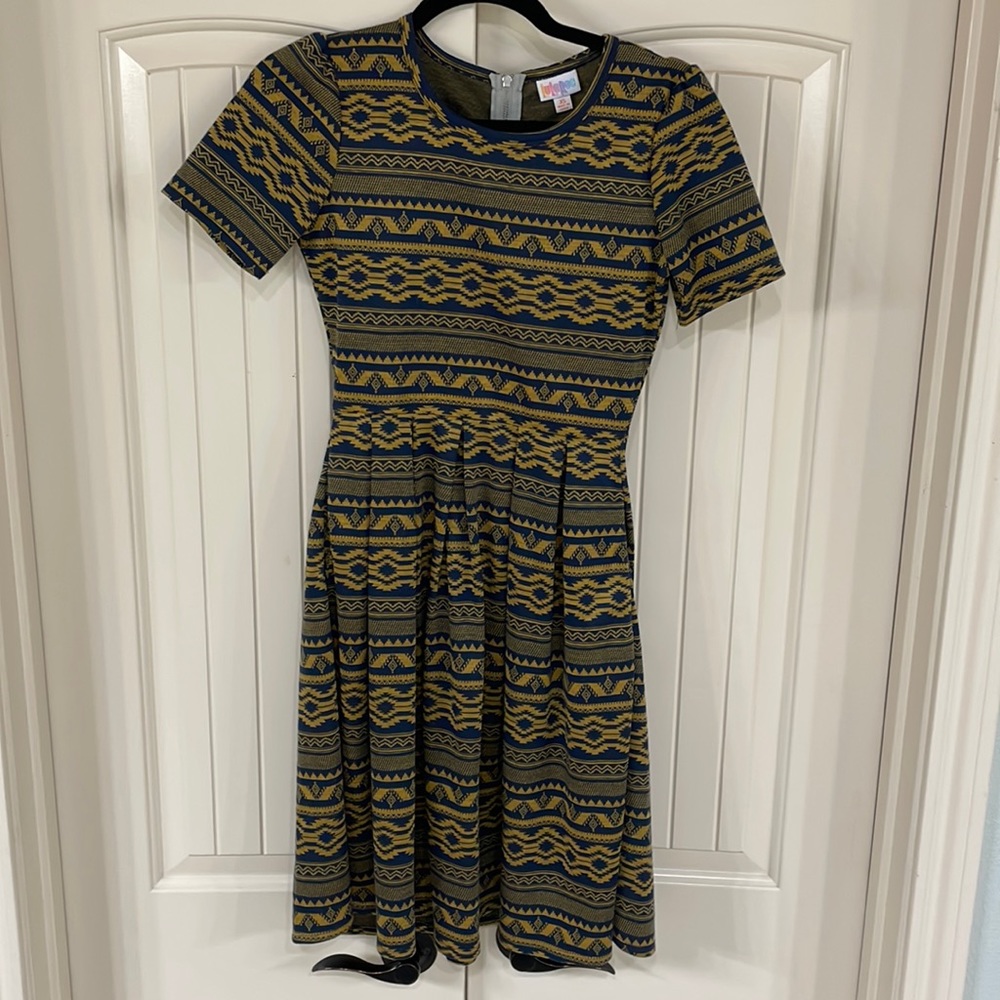 LuLaRoe Amelia